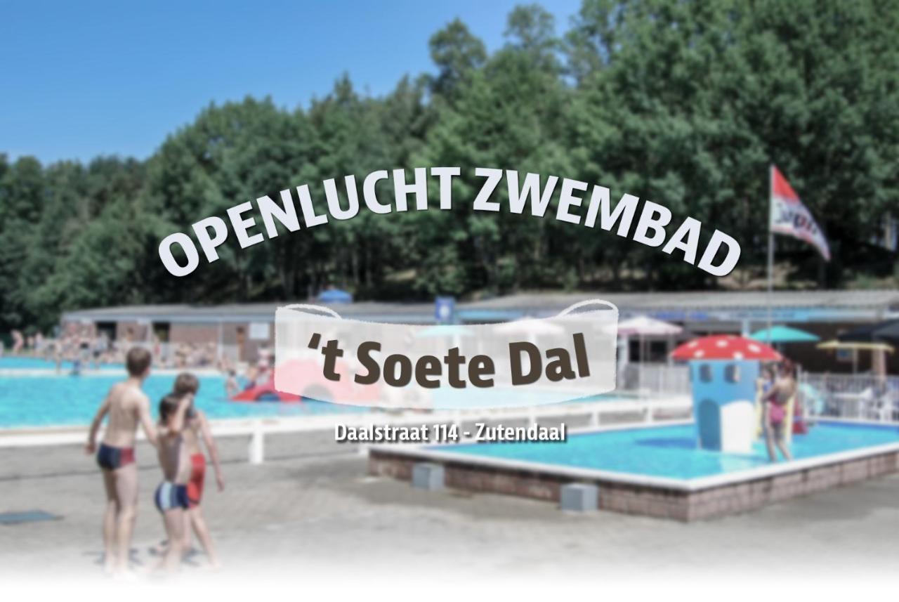 Charme Chalet Zutendaal Exterior photo