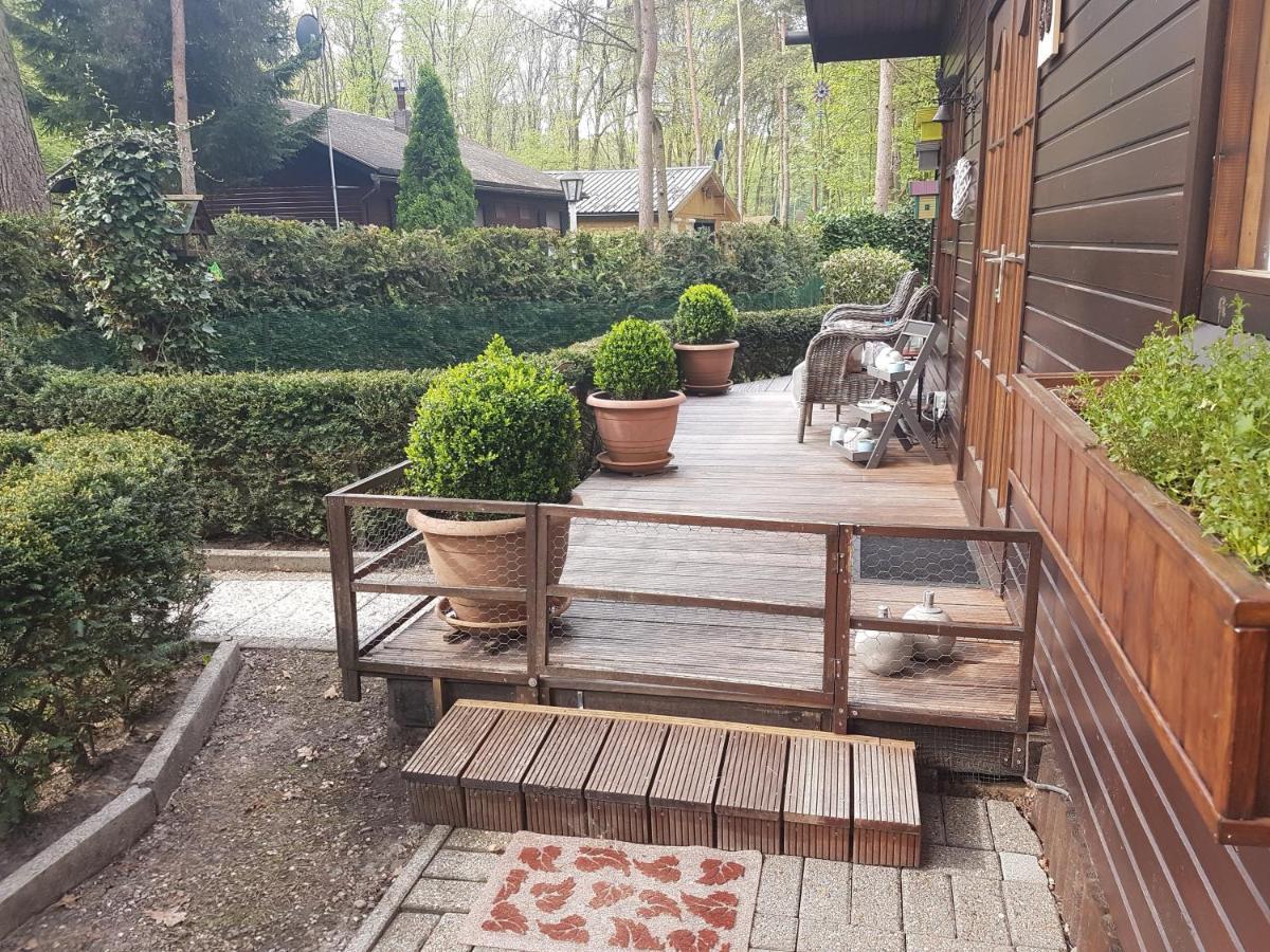 Charme Chalet Zutendaal Exterior photo