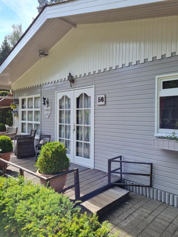Charme Chalet Zutendaal Exterior photo